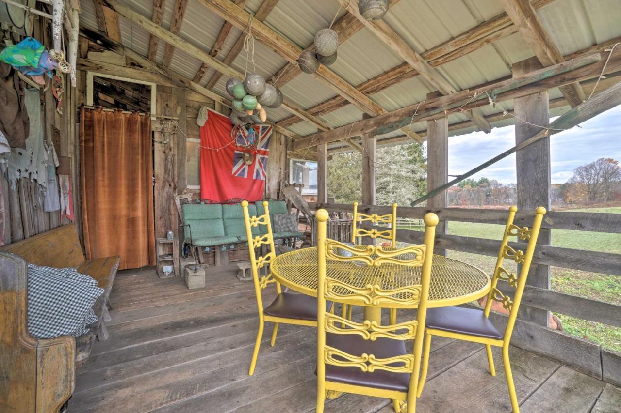 Vintage About 2 Half Mi To Mount Pleasant Holiday home *